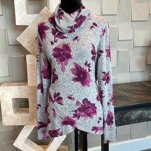 Peace & Petals sweater turtleneck top gray pink floral cowl neck Size Medium